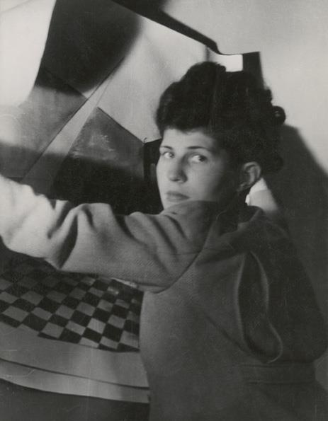 Deutsches Architekturmusuem DAM – TREASURES FROM THE ARCHIVE .9 – Bühnenbild-Entwürfe von Trude Schelling-Karrer 1948 — 1963